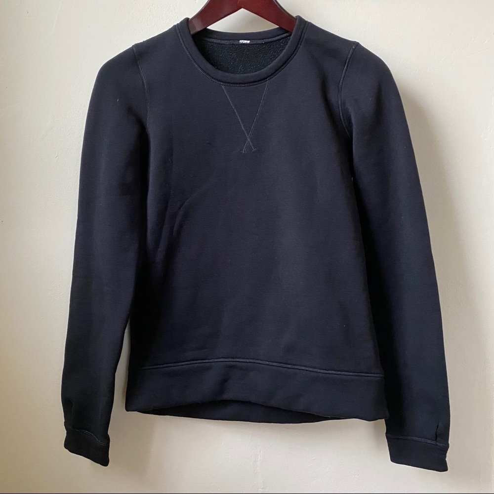 Lululemon Black Fleece Pullover size 4